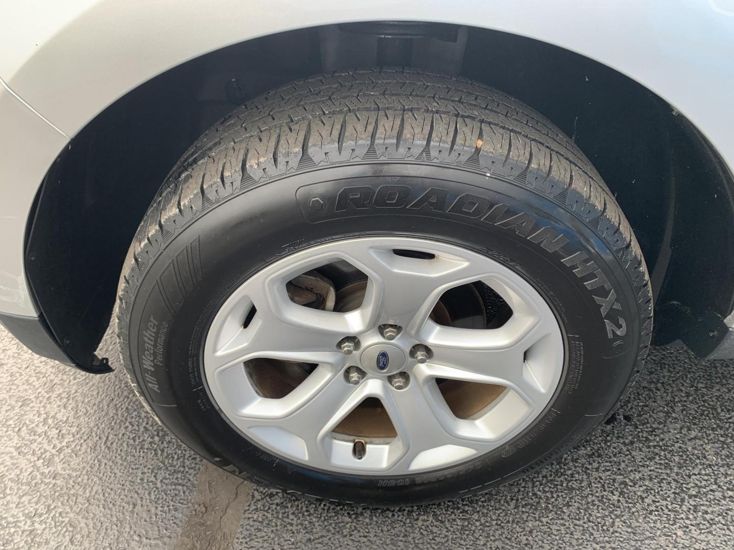 2014 SILVER /TAN Ford Edge SEL FWD (2FMDK3JCXEB) with an 3.5L V6 DOHC 24V engine, Automatic transmission, located at 506 S. Kingshighway, Cape Girardeau, MO, 63703, (573) 235-5000, 37.294991, -89.553635 - 2014 Ford Edge SEL FWD 121,xxx miles Bluetooth Front Wheel Drive Cruise Power Windows/Locks/Mirrors We have financing available and we accept trades! Fill out a credit application on our website or come by today! If you have any questions, give us a call at (573) 235-5000 or visit our website - Photo#33