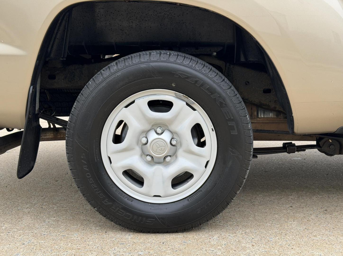 2006 TAN /Gray Toyota Tacoma Regular Cab 2WD (5TENX22N26Z) with an 2.7L 4 Cyl. engine, Automatic transmission, located at 2990 Old Orchard Rd., Jackson, MO, 63755, 37.354214, -89.612106 - 2006 Toyota Tacoma 183xxx miles Rear Wheel Drive 2.7L 4 Cyl. Automatic We have financing available and we accept trades! Fill out a credit application on our website or come by today! If you have any questions, give us a call at (573) 204-7777 or visit our website at firstautocredit.com. - Photo#26