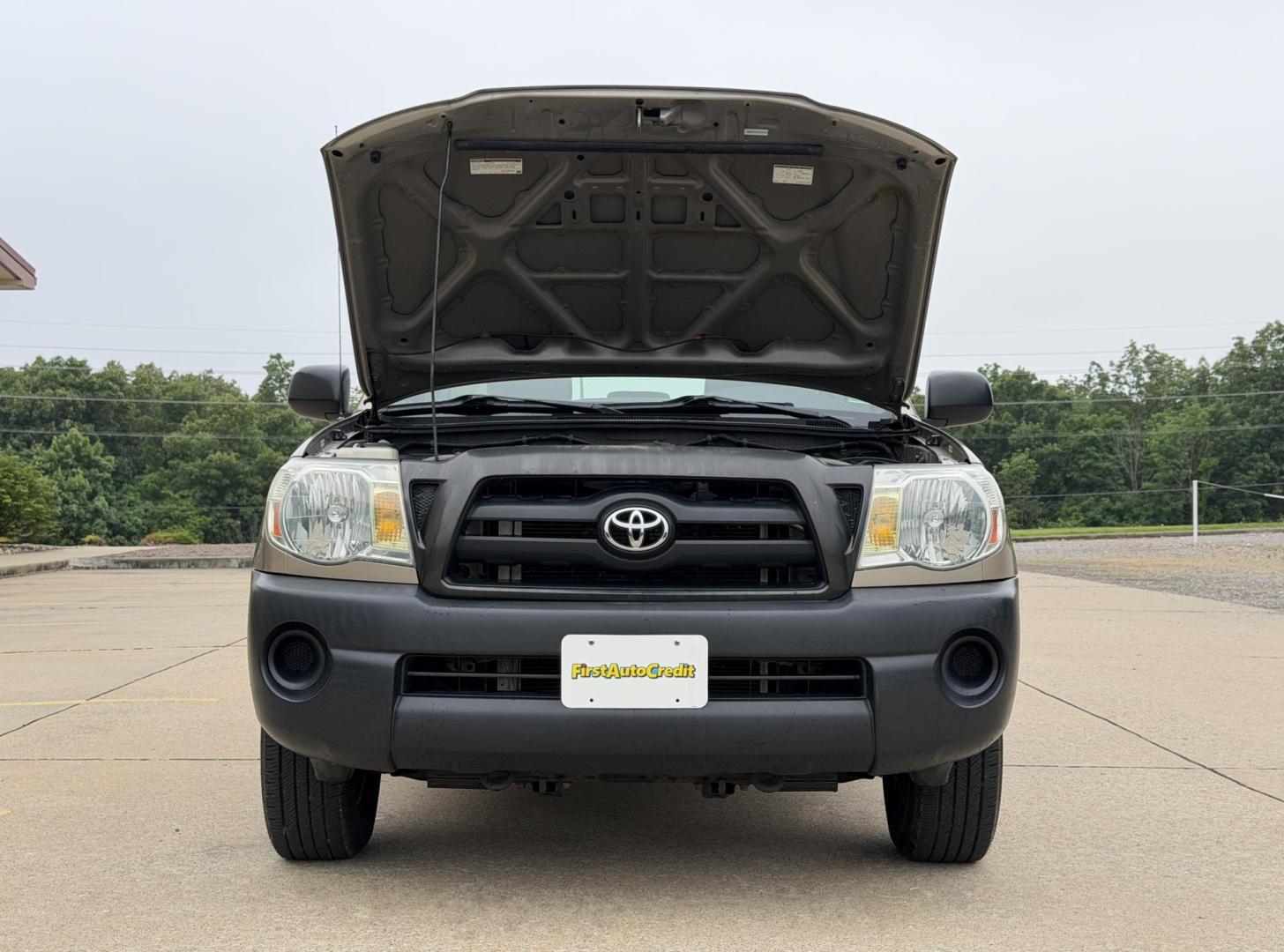 2006 TAN /Gray Toyota Tacoma Regular Cab 2WD (5TENX22N26Z) with an 2.7L 4 Cyl. engine, Automatic transmission, located at 2990 Old Orchard Rd., Jackson, MO, 63755, 37.354214, -89.612106 - 2006 Toyota Tacoma 183xxx miles Rear Wheel Drive 2.7L 4 Cyl. Automatic We have financing available and we accept trades! Fill out a credit application on our website or come by today! If you have any questions, give us a call at (573) 204-7777 or visit our website at firstautocredit.com. - Photo#21