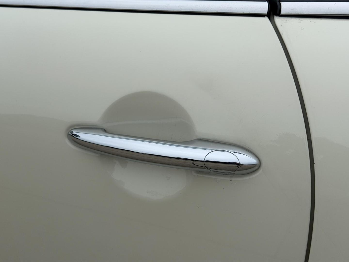 2019 WHITE /Black Mini Cooper Base (WMWXP5C58K2) with an 1.5L 3 Cyl. TURBO engine, Automatic transmission, located at 2990 Old Orchard Rd., Jackson, MO, 63755, 37.354214, -89.612106 - 2019 Mini Cooper 37xxx miles Front Wheel Drive 1.5L 3 Cyl. Automatic Leather Backup Camera Heated Seats Sunroof Bluetooth Cruise Power Windows/Locks/Mirrors We have financing available and we accept trades! Fill out a credit application on our website or come by today! If you have any q - Photo#28