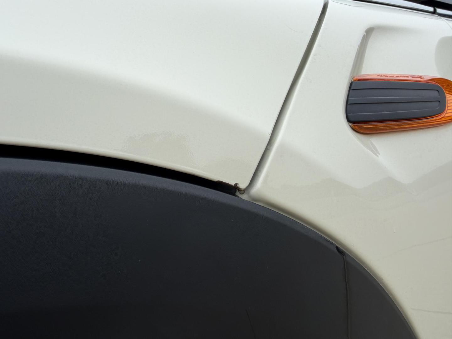 2019 WHITE /Black Mini Cooper Base (WMWXP5C58K2) with an 1.5L 3 Cyl. TURBO engine, Automatic transmission, located at 2990 Old Orchard Rd., Jackson, MO, 63755, 37.354214, -89.612106 - 2019 Mini Cooper 37xxx miles Front Wheel Drive 1.5L 3 Cyl. Automatic Leather Backup Camera Heated Seats Sunroof Bluetooth Cruise Power Windows/Locks/Mirrors We have financing available and we accept trades! Fill out a credit application on our website or come by today! If you have any q - Photo#38