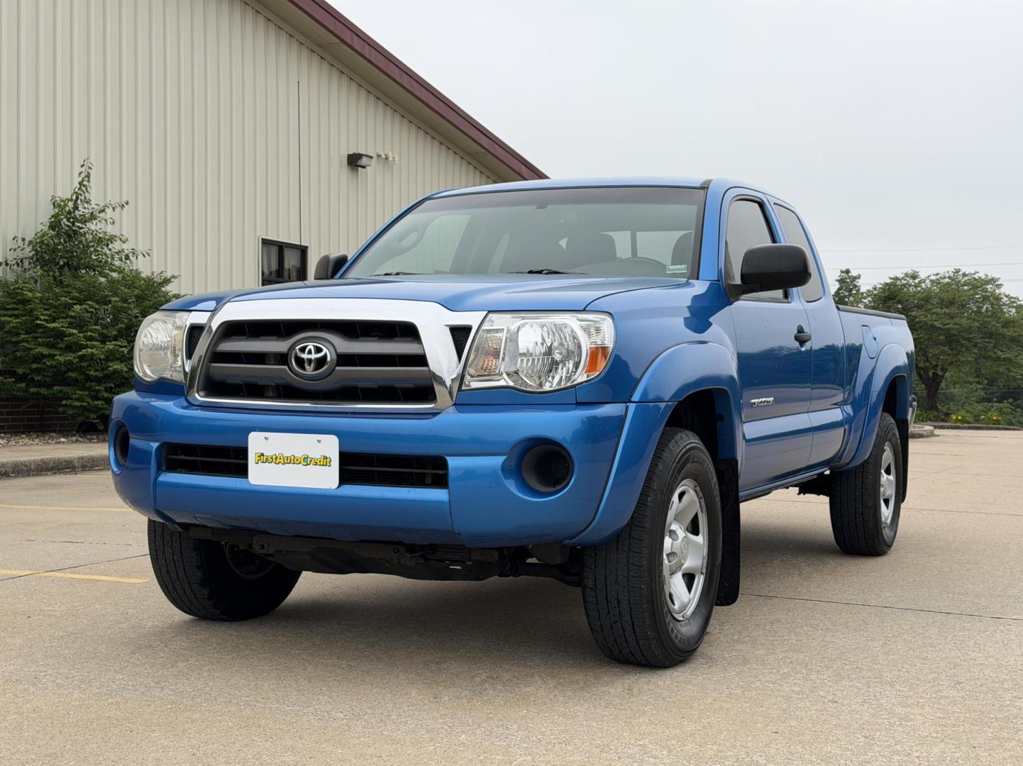 2010 BLUE /Gray Toyota Tacoma PreRunner Access Cab 2WD (5TETX4GN1AZ) with an 2.7L 4 Cyl. engine, Manual transmission, located at 2990 Old Orchard Rd., Jackson, MO, 63755, 37.354214, -89.612106 - 2010 Toyota Tacoma PreRunner 131xxx miles Rear Wheel Drive 2.7L 4 Cyl. 5-Speed Manual Backup Camera Cruise Power Windows/Locks/Mirrors We have financing available and we accept trades! Fill out a credit application on our website or come by today! If you have any questions, give us a call a - Photo#3