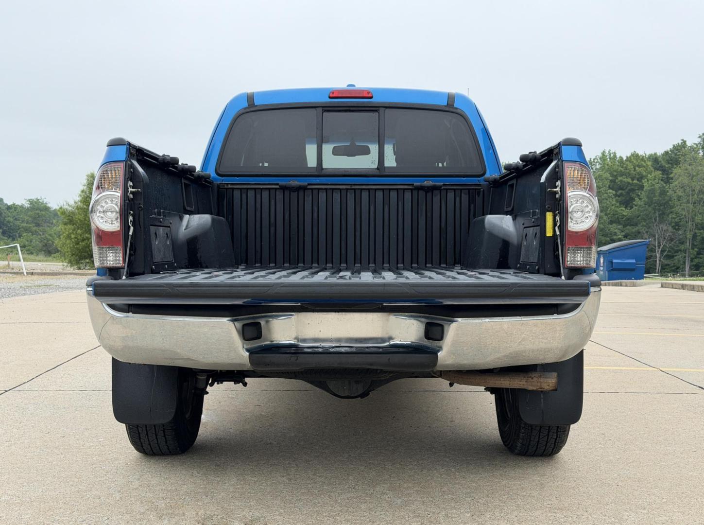2010 BLUE /Gray Toyota Tacoma PreRunner Access Cab 2WD (5TETX4GN1AZ) with an 2.7L 4 Cyl. engine, Manual transmission, located at 2990 Old Orchard Rd., Jackson, MO, 63755, 37.354214, -89.612106 - 2010 Toyota Tacoma PreRunner 131xxx miles Rear Wheel Drive 2.7L 4 Cyl. 5-Speed Manual Backup Camera Cruise Power Windows/Locks/Mirrors We have financing available and we accept trades! Fill out a credit application on our website or come by today! If you have any questions, give us a call a - Photo#18