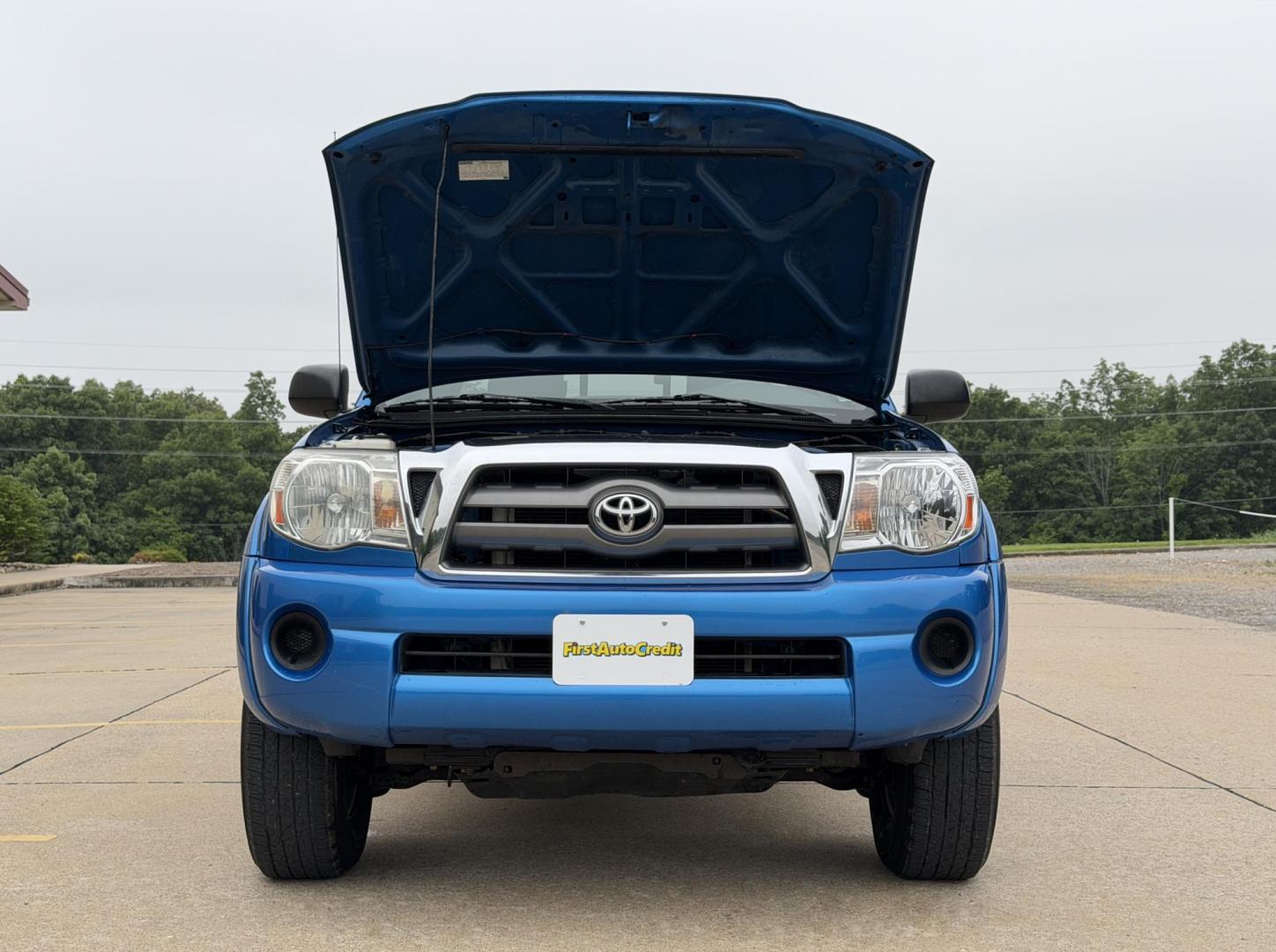 2010 BLUE /Gray Toyota Tacoma PreRunner Access Cab 2WD (5TETX4GN1AZ) with an 2.7L 4 Cyl. engine, Manual transmission, located at 2990 Old Orchard Rd., Jackson, MO, 63755, 37.354214, -89.612106 - 2010 Toyota Tacoma PreRunner 131xxx miles Rear Wheel Drive 2.7L 4 Cyl. 5-Speed Manual Backup Camera Cruise Power Windows/Locks/Mirrors We have financing available and we accept trades! Fill out a credit application on our website or come by today! If you have any questions, give us a call a - Photo#30