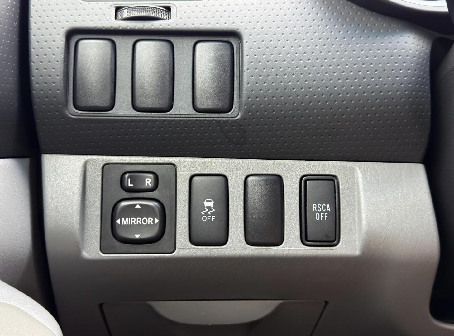 2010 BLUE /Gray Toyota Tacoma PreRunner Access Cab 2WD (5TETX4GN1AZ) with an 2.7L 4 Cyl. engine, Manual transmission, located at 2990 Old Orchard Rd., Jackson, MO, 63755, 37.354214, -89.612106 - 2010 Toyota Tacoma PreRunner 131xxx miles Rear Wheel Drive 2.7L 4 Cyl. 5-Speed Manual Backup Camera Cruise Power Windows/Locks/Mirrors We have financing available and we accept trades! Fill out a credit application on our website or come by today! If you have any questions, give us a call a - Photo#29