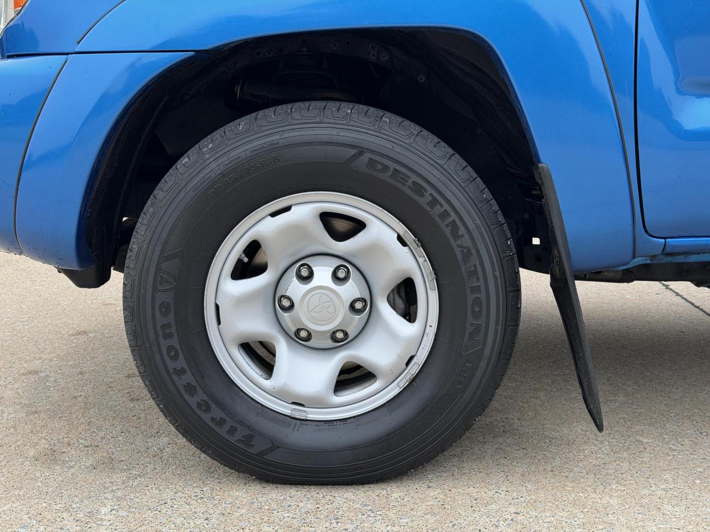 2010 BLUE /Gray Toyota Tacoma PreRunner Access Cab 2WD (5TETX4GN1AZ) with an 2.7L 4 Cyl. engine, Manual transmission, located at 2990 Old Orchard Rd., Jackson, MO, 63755, 37.354214, -89.612106 - 2010 Toyota Tacoma PreRunner 131xxx miles Rear Wheel Drive 2.7L 4 Cyl. 5-Speed Manual Backup Camera Cruise Power Windows/Locks/Mirrors We have financing available and we accept trades! Fill out a credit application on our website or come by today! If you have any questions, give us a call a - Photo#33