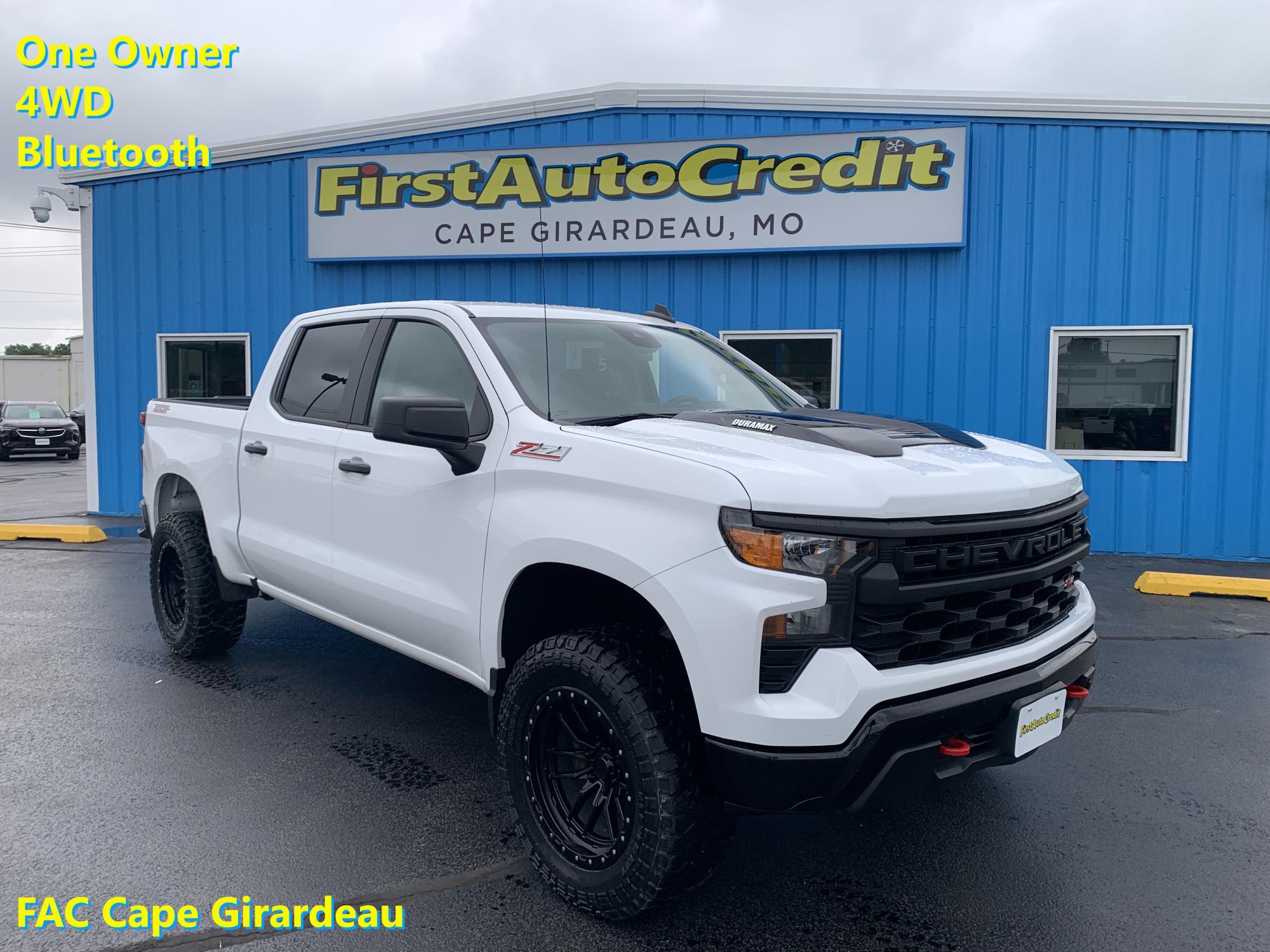 2024 Chevrolet Silverado 1500 Trail Boss Custom Crew Cab 4WD
