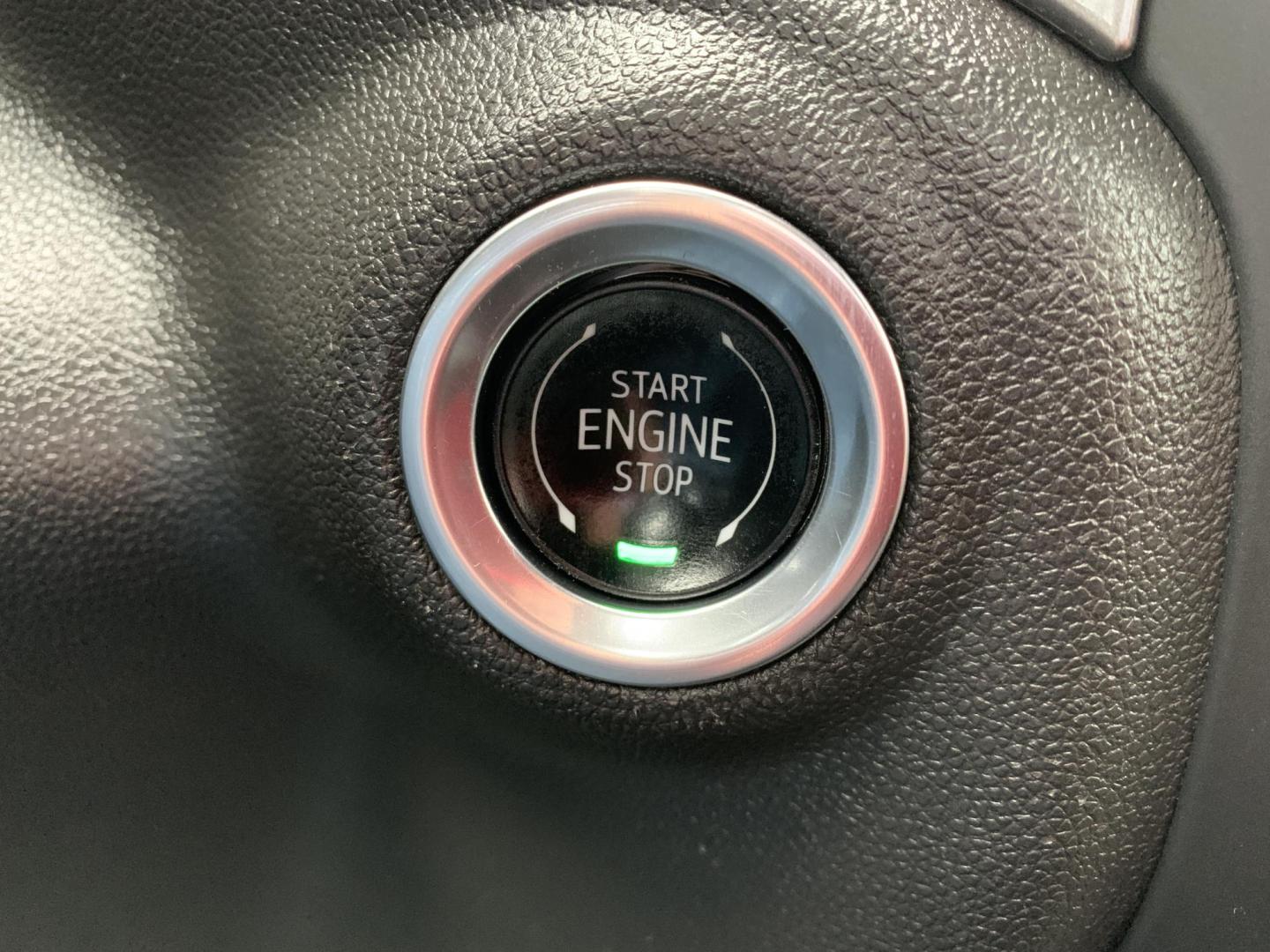 2024 WHITE /BLACK Chevrolet Silverado 1500 Trail Boss Custom Crew Cab 4WD (3GCUDCE84RG) with an 3.0L V6 DOHC 24V DIESEL TURBO engine, Automatic transmission, located at 506 S. Kingshighway, Cape Girardeau, MO, 63703, (573) 235-5000, 37.294991, -89.553635 - 2024 Chevrolet Silverado 1500 Trail Boss Custom Crew Cab 4WD 69,xxx miles One Owner Diesel 4 wheel drive Apple CarPlay Backup Camera Cruise Bluetooth Cloth Seats Power Windows/Locks/Mirrors Keyless Entry Remote Start We have financing available and we accept trades! Fill out a credit - Photo#28