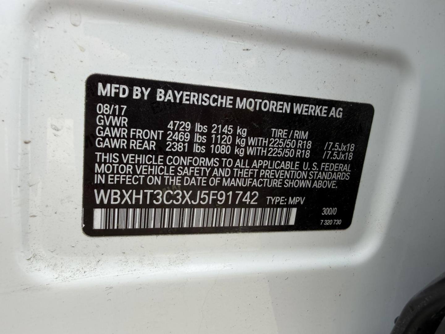 2018 WHITE /Black BMW X1 xDrive28i (WBXHT3C3XJ5) with an 2.0L 4 Cyl. engine, Automatic transmission, located at 2990 Old Orchard Rd., Jackson, MO, 63755, 37.354214, -89.612106 - 2018 BMW X1 xDrive28i 66xxx miles All Wheel Drive 2.0L 4 Cyl. Automatic Leather Backup Camera Power/Heated Seats Heated Steering Wheel Sunroof Bluetooth Cruise Power Windows/Locks/Mirrors We have financing available and we accept trades! Fill out a credit application on our website or - Photo#46
