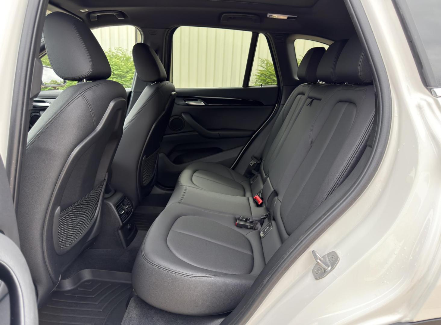 2018 WHITE /Black BMW X1 xDrive28i (WBXHT3C3XJ5) with an 2.0L 4 Cyl. engine, Automatic transmission, located at 2990 Old Orchard Rd., Jackson, MO, 63755, 37.354214, -89.612106 - 2018 BMW X1 xDrive28i 66xxx miles All Wheel Drive 2.0L 4 Cyl. Automatic Leather Backup Camera Power/Heated Seats Heated Steering Wheel Sunroof Bluetooth Cruise Power Windows/Locks/Mirrors We have financing available and we accept trades! Fill out a credit application on our website or - Photo#18