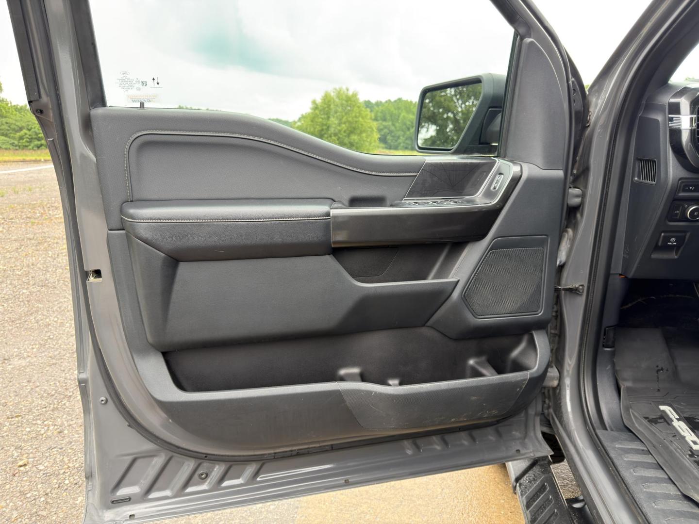 2021 GRAY /Black Ford F-150 XLTSuperCrew 5.5-ft. Bed 4WD (1FTFW1E82MK) with an 3.5L V6 engine, Automatic transmission, located at 2990 Old Orchard Rd., Jackson, MO, 63755, 37.354214, -89.612106 - 2021 Ford F-150 XLT 1-Owner 208xxx miles 4x4 3.5L V6 Automatic Leather Navigation Power/Heated Seats Backup Camera Sunroof Bluetooth Remote Start Cruise Power Windows/Locks/Mirrors We have financing available and we accept trades! Fill out a credit application on our website or come b - Photo#16