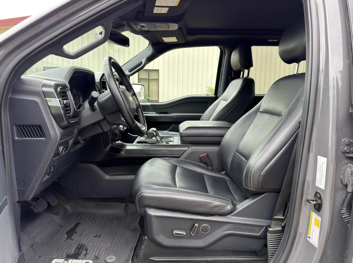 2021 GRAY /Black Ford F-150 XLTSuperCrew 5.5-ft. Bed 4WD (1FTFW1E82MK) with an 3.5L V6 engine, Automatic transmission, located at 2990 Old Orchard Rd., Jackson, MO, 63755, 37.354214, -89.612106 - 2021 Ford F-150 XLT 1-Owner 208xxx miles 4x4 3.5L V6 Automatic Leather Navigation Power/Heated Seats Backup Camera Sunroof Bluetooth Remote Start Cruise Power Windows/Locks/Mirrors We have financing available and we accept trades! Fill out a credit application on our website or come b - Photo#17