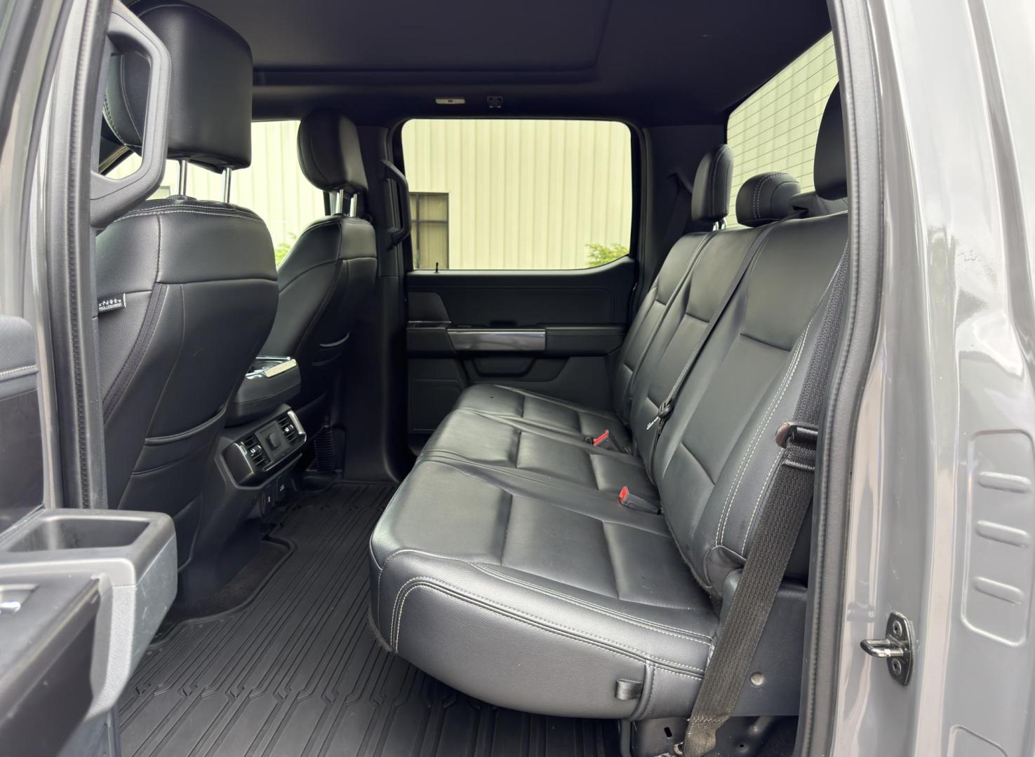 2021 GRAY /Black Ford F-150 XLTSuperCrew 5.5-ft. Bed 4WD (1FTFW1E82MK) with an 3.5L V6 engine, Automatic transmission, located at 2990 Old Orchard Rd., Jackson, MO, 63755, 37.354214, -89.612106 - 2021 Ford F-150 XLT 1-Owner 208xxx miles 4x4 3.5L V6 Automatic Leather Navigation Power/Heated Seats Backup Camera Sunroof Bluetooth Remote Start Cruise Power Windows/Locks/Mirrors We have financing available and we accept trades! Fill out a credit application on our website or come b - Photo#20