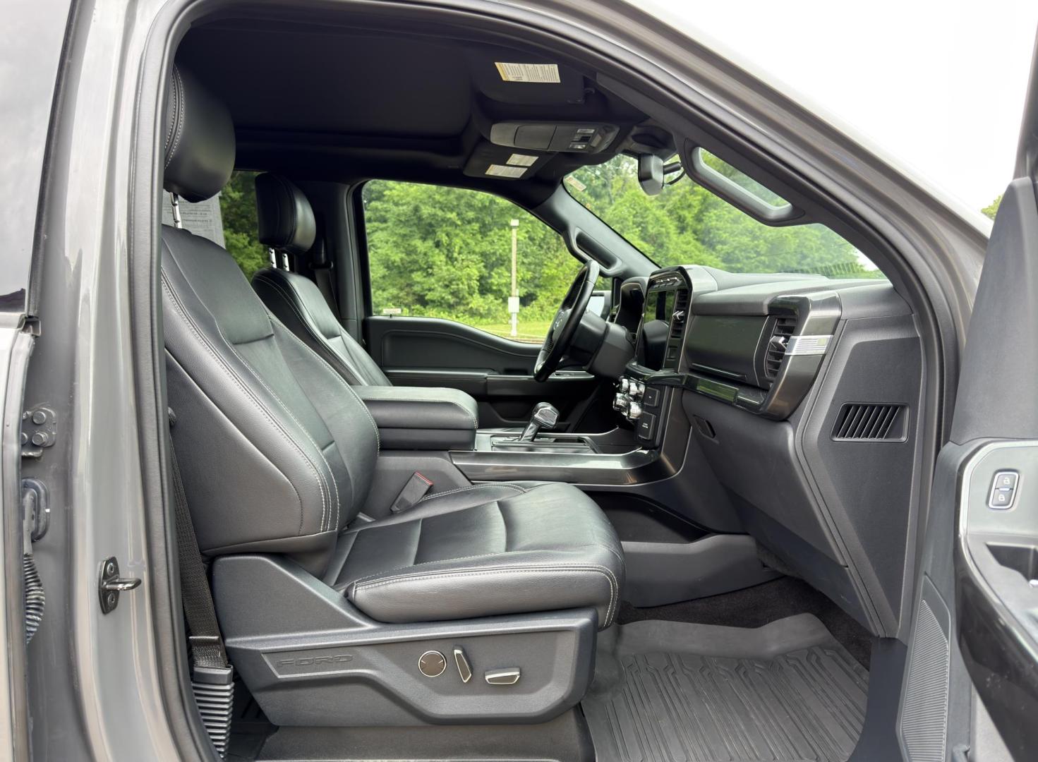 2021 GRAY /Black Ford F-150 XLTSuperCrew 5.5-ft. Bed 4WD (1FTFW1E82MK) with an 3.5L V6 engine, Automatic transmission, located at 2990 Old Orchard Rd., Jackson, MO, 63755, 37.354214, -89.612106 - 2021 Ford F-150 XLT 1-Owner 208xxx miles 4x4 3.5L V6 Automatic Leather Navigation Power/Heated Seats Backup Camera Sunroof Bluetooth Remote Start Cruise Power Windows/Locks/Mirrors We have financing available and we accept trades! Fill out a credit application on our website or come b - Photo#19