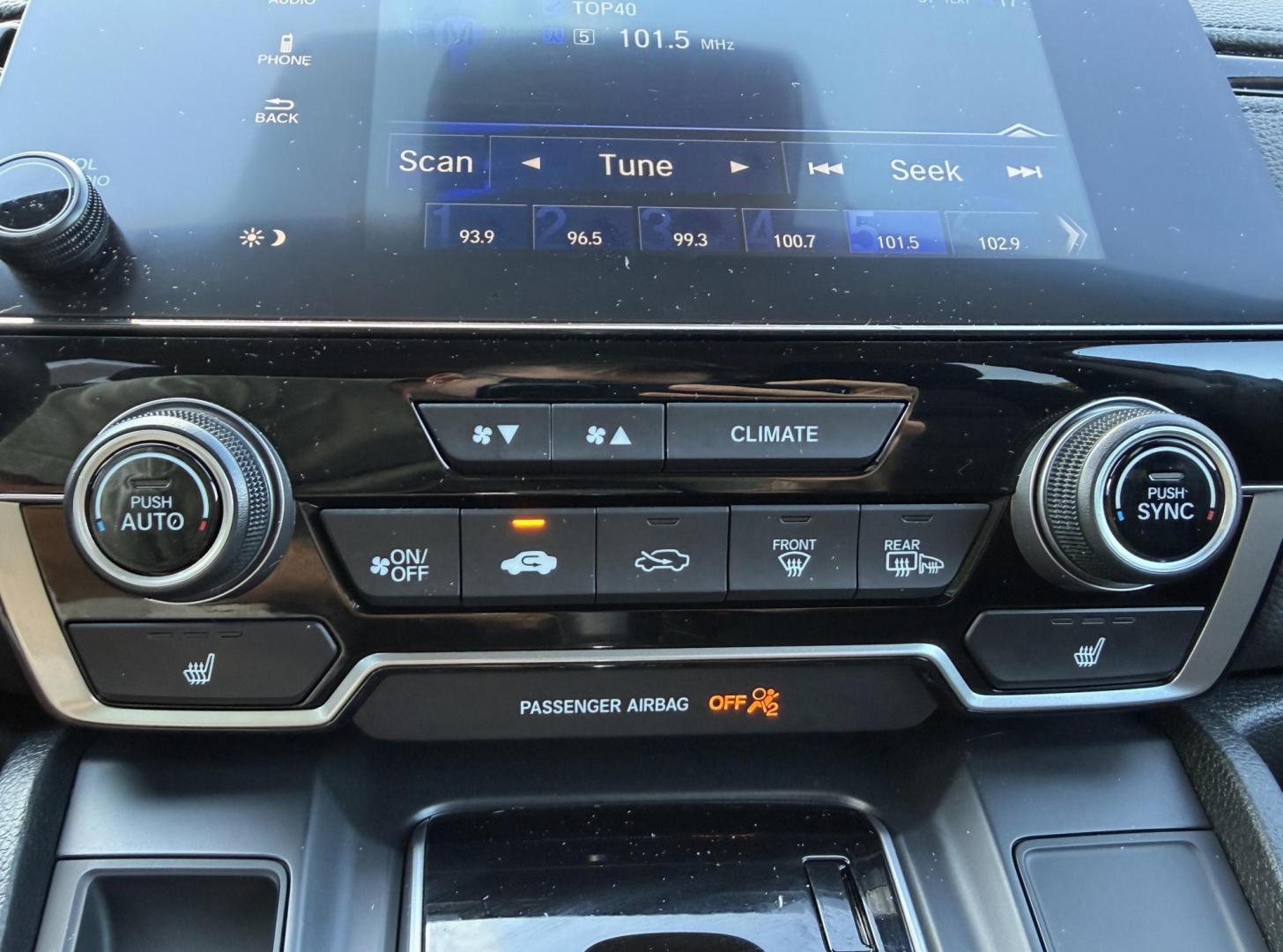 2019 GRAY /Black Honda CR-V EX AWD (5J6RW2H5XKL) with an 1.5L 4 Cyl. TURBO engine, CVT transmission, located at 2990 Old Orchard Rd., Jackson, MO, 63755, 37.354214, -89.612106 - 2019 Honda CR-V EX 1-Owner 128xxx miles All Wheel Drive 1.5L 4 Cyl. Automatic Backup Camera Power Driver Seat Heated Seats Sunroof Bluetooth Remote Start Cruise Power Windows/Locks/Mirrors We have financing available and we accept trades! Fill out a credit application on our website or - Photo#3