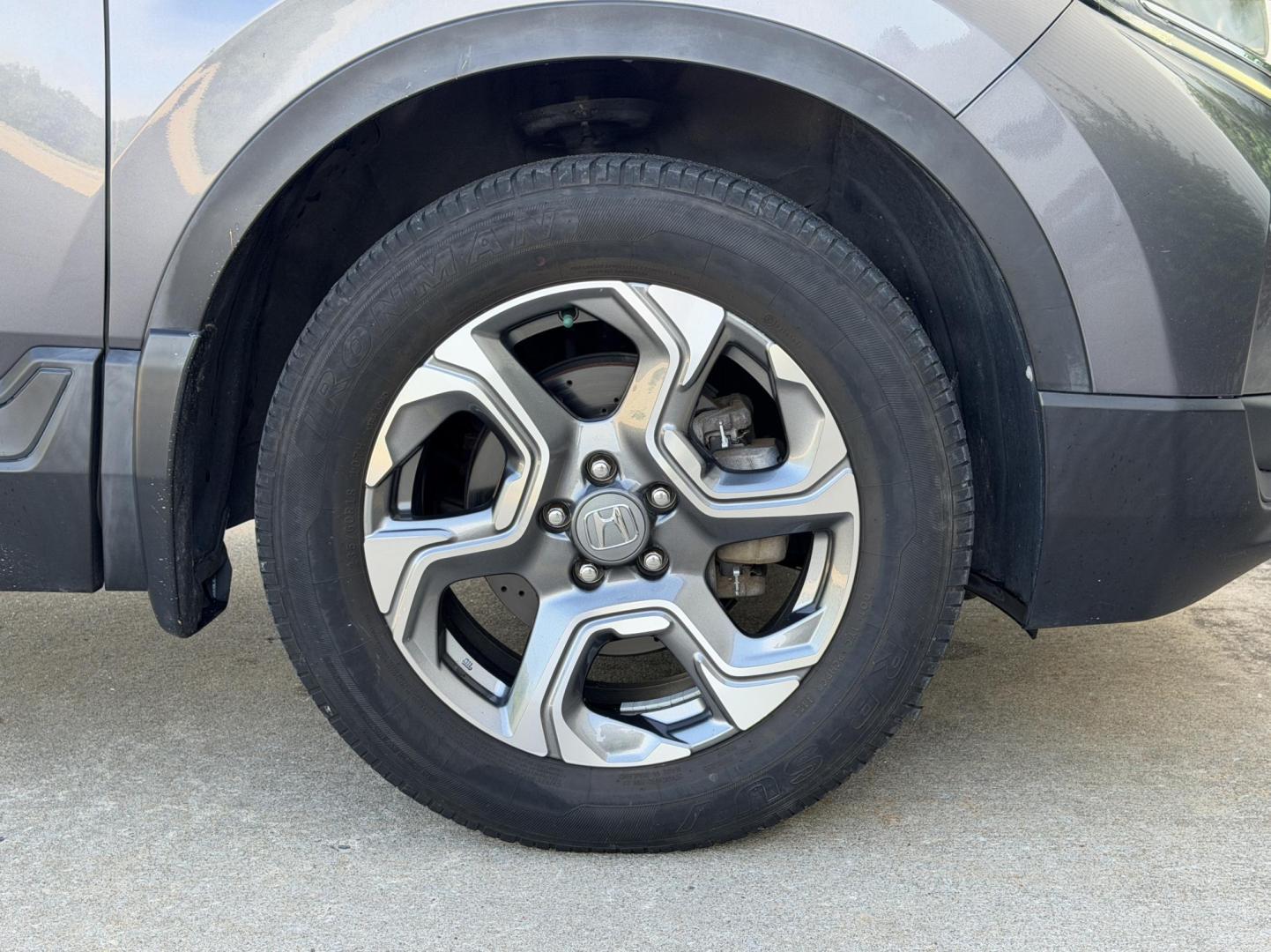 2019 GRAY /Black Honda CR-V EX AWD (5J6RW2H5XKL) with an 1.5L 4 Cyl. TURBO engine, CVT transmission, located at 2990 Old Orchard Rd., Jackson, MO, 63755, 37.354214, -89.612106 - 2019 Honda CR-V EX 1-Owner 128xxx miles All Wheel Drive 1.5L 4 Cyl. Automatic Backup Camera Power Driver Seat Heated Seats Sunroof Bluetooth Remote Start Cruise Power Windows/Locks/Mirrors We have financing available and we accept trades! Fill out a credit application on our website or - Photo#41