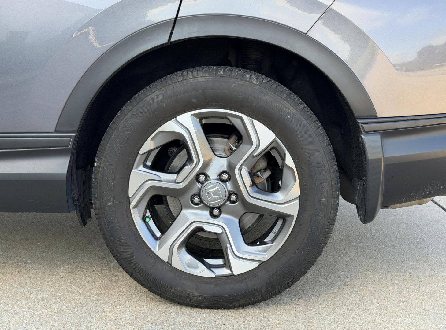 2019 GRAY /Black Honda CR-V EX AWD (5J6RW2H5XKL) with an 1.5L 4 Cyl. TURBO engine, CVT transmission, located at 2990 Old Orchard Rd., Jackson, MO, 63755, 37.354214, -89.612106 - 2019 Honda CR-V EX 1-Owner 128xxx miles All Wheel Drive 1.5L 4 Cyl. Automatic Backup Camera Power Driver Seat Heated Seats Sunroof Bluetooth Remote Start Cruise Power Windows/Locks/Mirrors We have financing available and we accept trades! Fill out a credit application on our website or - Photo#39