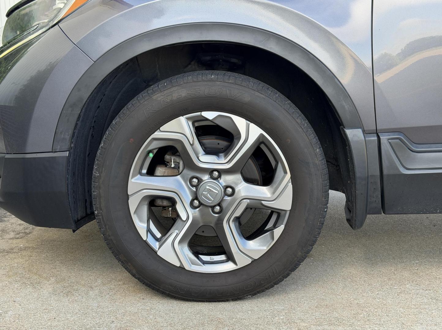 2019 GRAY /Black Honda CR-V EX AWD (5J6RW2H5XKL) with an 1.5L 4 Cyl. TURBO engine, CVT transmission, located at 2990 Old Orchard Rd., Jackson, MO, 63755, 37.354214, -89.612106 - 2019 Honda CR-V EX 1-Owner 128xxx miles All Wheel Drive 1.5L 4 Cyl. Automatic Backup Camera Power Driver Seat Heated Seats Sunroof Bluetooth Remote Start Cruise Power Windows/Locks/Mirrors We have financing available and we accept trades! Fill out a credit application on our website or - Photo#38