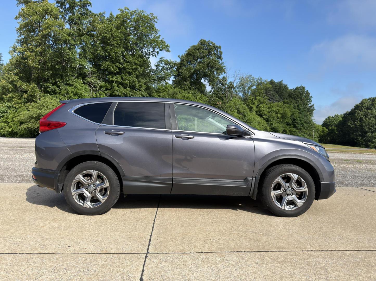 2019 GRAY /Black Honda CR-V EX AWD (5J6RW2H5XKL) with an 1.5L 4 Cyl. TURBO engine, CVT transmission, located at 2990 Old Orchard Rd., Jackson, MO, 63755, 37.354214, -89.612106 - 2019 Honda CR-V EX 1-Owner 128xxx miles All Wheel Drive 1.5L 4 Cyl. Automatic Backup Camera Power Driver Seat Heated Seats Sunroof Bluetooth Remote Start Cruise Power Windows/Locks/Mirrors We have financing available and we accept trades! Fill out a credit application on our website or - Photo#9