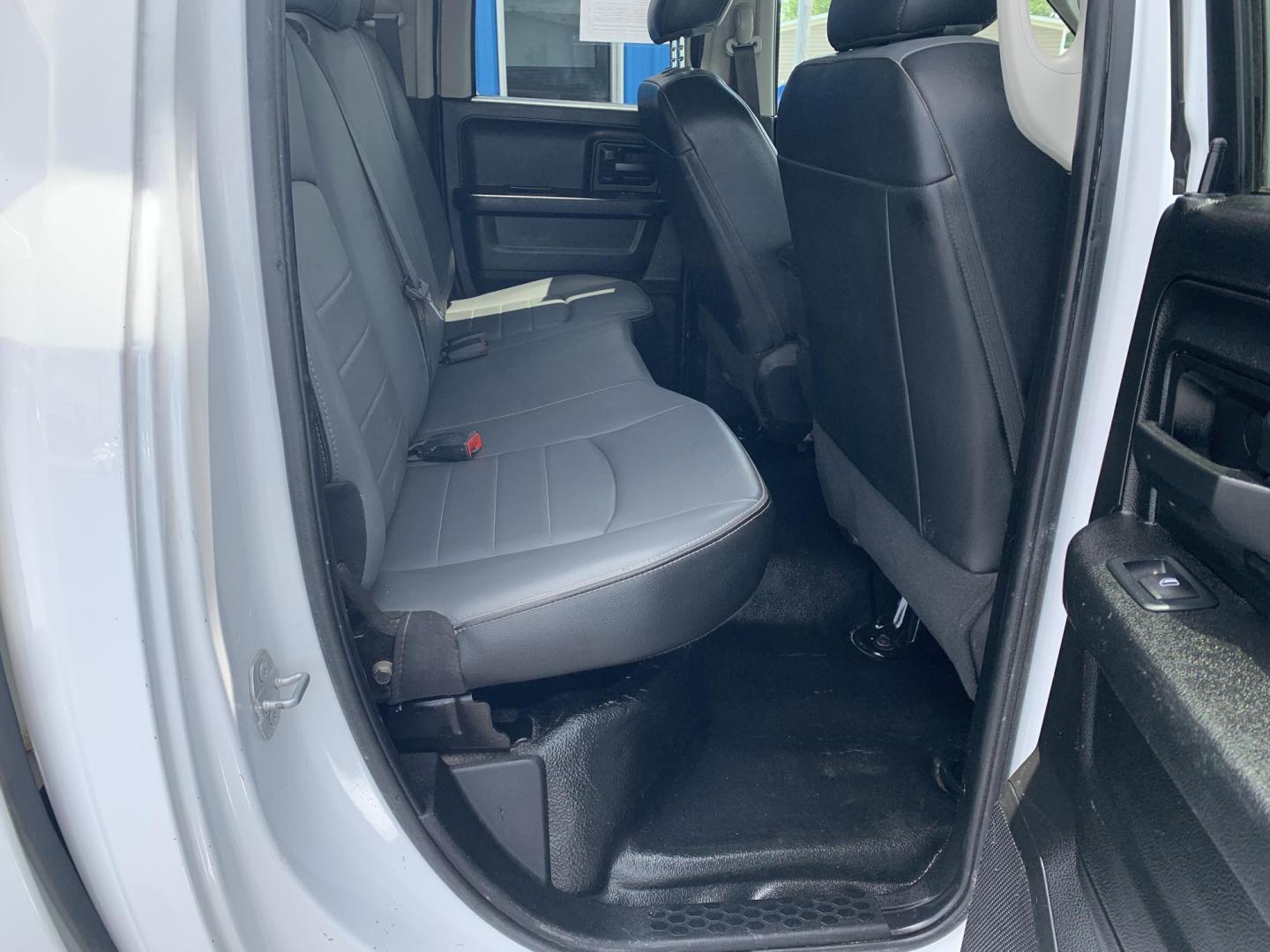 2021 WHITE /GRAY RAM 1500 Classic Tradesman Quad Cab 2WD (1C6RR6FG9MS) with an 3.6L V6 DOHC 24V FFV engine, Automatic transmission, located at 506 S. Kingshighway, Cape Girardeau, MO, 63703, (573) 235-5000, 37.294991, -89.553635 - 2021 RAM 1500 Classic Tradesman Quad Cab 2WD 137,xxx miles One Owner Bluetooth Backup Camera Rear wheel drive Power windows/locks/mirrors We have financing available and we accept trades! Fill out a credit application on our website or come by today! If you have any questions, give us a call - Photo#13