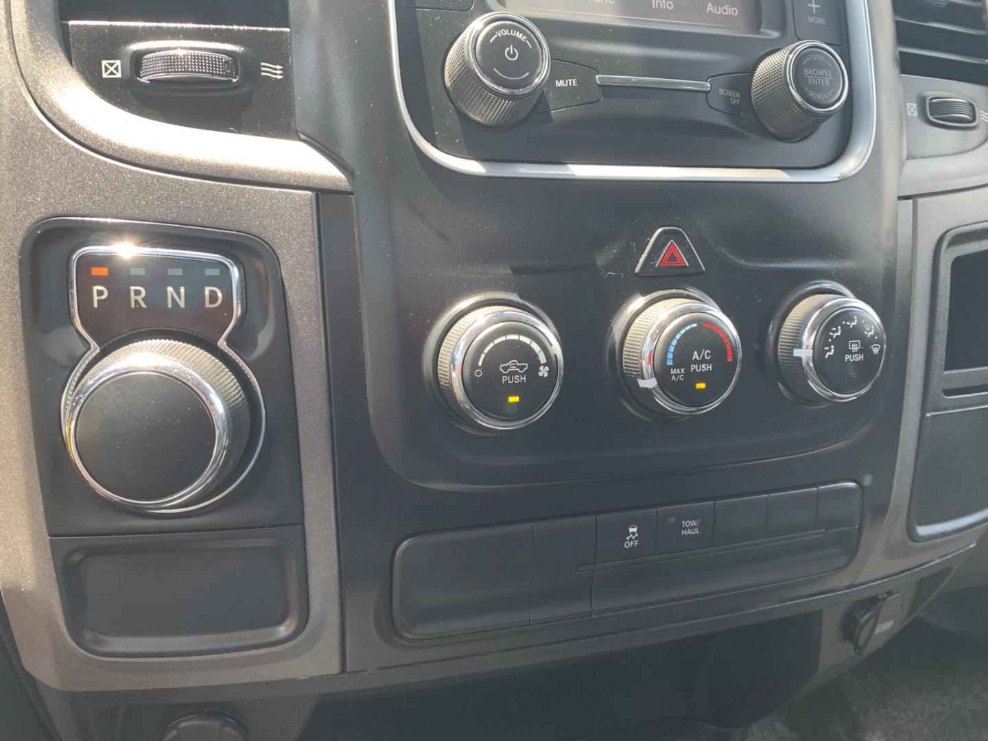 2021 WHITE /GRAY RAM 1500 Classic Tradesman Quad Cab 2WD (1C6RR6FG9MS) with an 3.6L V6 DOHC 24V FFV engine, Automatic transmission, located at 506 S. Kingshighway, Cape Girardeau, MO, 63703, (573) 235-5000, 37.294991, -89.553635 - 2021 RAM 1500 Classic Tradesman Quad Cab 2WD 137,xxx miles One Owner Bluetooth Backup Camera Rear wheel drive Power windows/locks/mirrors We have financing available and we accept trades! Fill out a credit application on our website or come by today! If you have any questions, give us a call - Photo#26