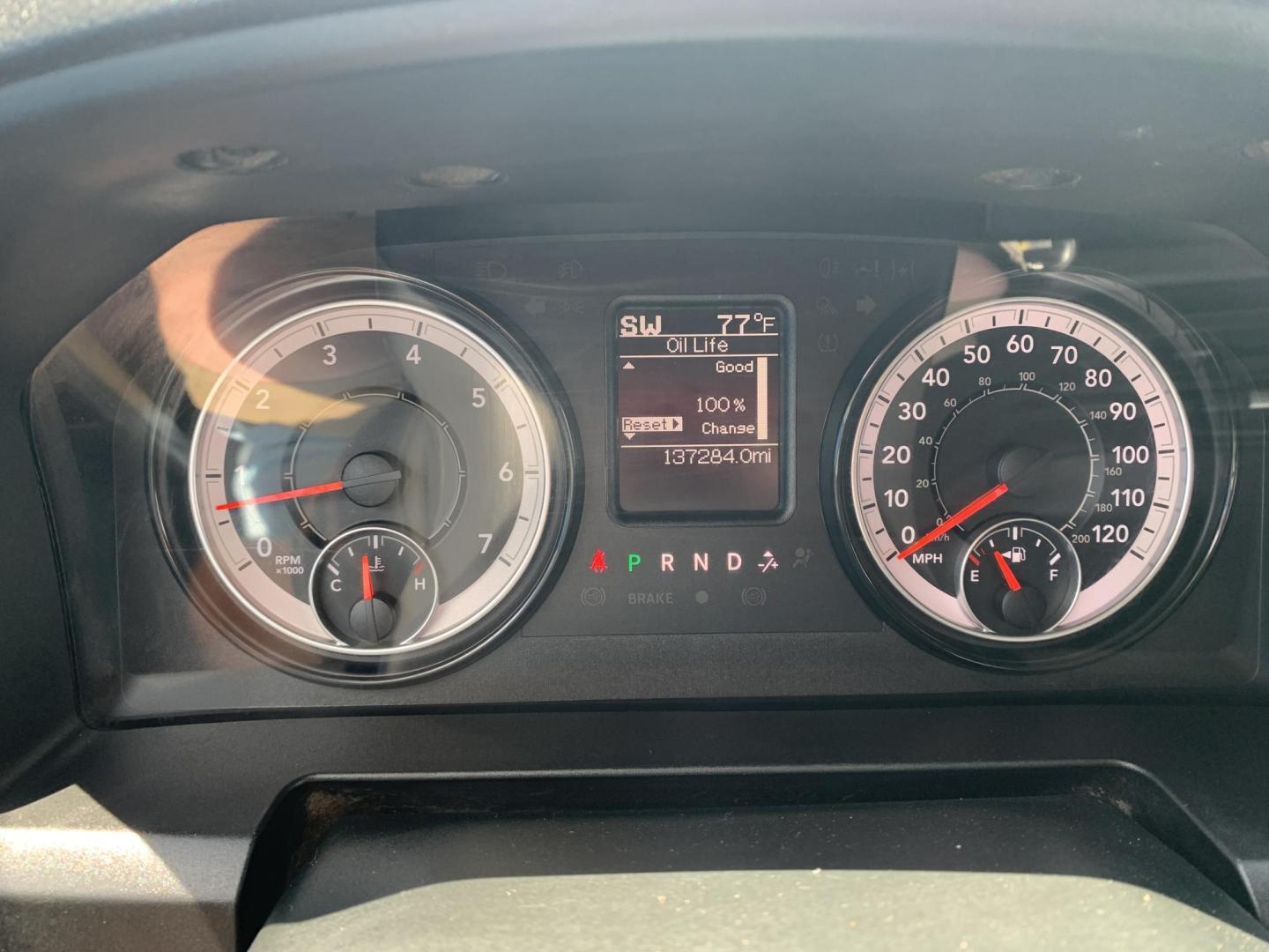 2021 WHITE /GRAY RAM 1500 Classic Tradesman Quad Cab 2WD (1C6RR6FG9MS) with an 3.6L V6 DOHC 24V FFV engine, Automatic transmission, located at 506 S. Kingshighway, Cape Girardeau, MO, 63703, (573) 235-5000, 37.294991, -89.553635 - 2021 RAM 1500 Classic Tradesman Quad Cab 2WD 137,xxx miles One Owner Bluetooth Backup Camera Rear wheel drive Power windows/locks/mirrors We have financing available and we accept trades! Fill out a credit application on our website or come by today! If you have any questions, give us a call - Photo#22