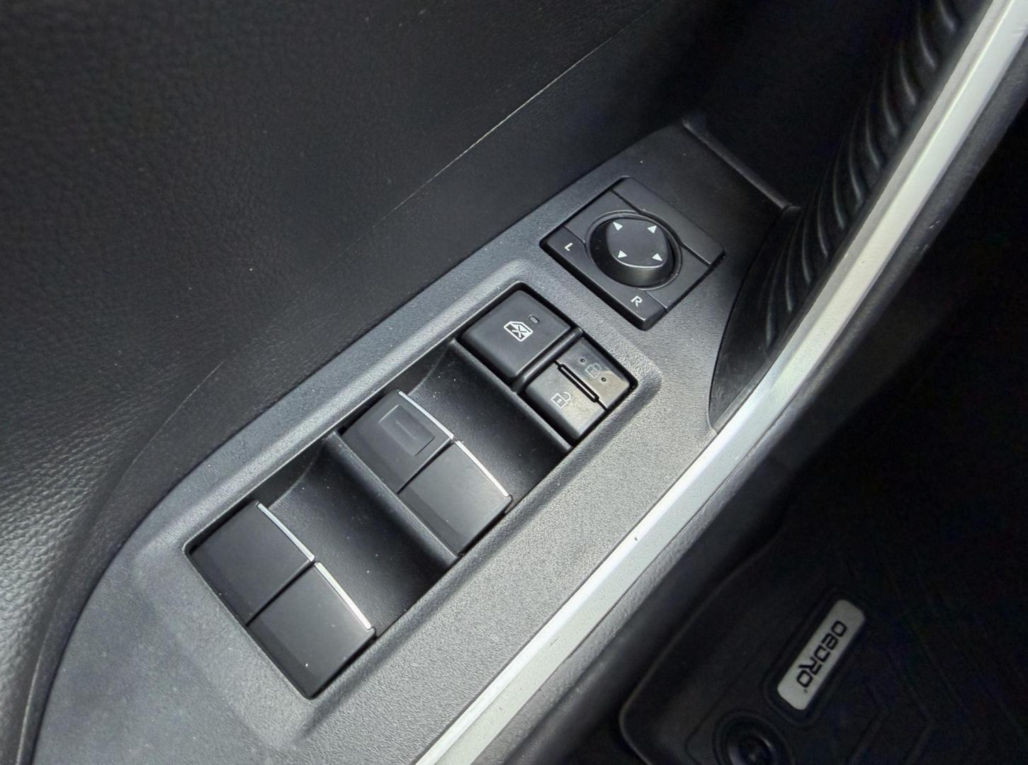 2019 WHITE /Black Toyota RAV4 Hybrid XSE (2T3EWRFV5KW) with an 2.5L 4 Cyl. HYBRID engine, CVT transmission, located at 2990 Old Orchard Rd., Jackson, MO, 63755, 37.354214, -89.612106 - 2019 Toyota RAV4 XSE Hybrid 74xxx miles All Wheel Drive 2.5L 4 Cyl. Hybrid Automatic Leather Backup Camera Power Driver Seat Backup Camera Sunroof Bluetooth Cruise Power Windows/Locks/Mirrors We have financing available and we accept trades! Fill out a credit application on our website - Photo#31