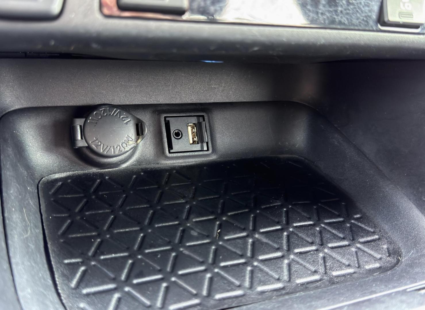 2019 WHITE /Black Toyota RAV4 Hybrid XSE (2T3EWRFV5KW) with an 2.5L 4 Cyl. HYBRID engine, CVT transmission, located at 2990 Old Orchard Rd., Jackson, MO, 63755, 37.354214, -89.612106 - 2019 Toyota RAV4 XSE Hybrid 74xxx miles All Wheel Drive 2.5L 4 Cyl. Hybrid Automatic Leather Backup Camera Power Driver Seat Backup Camera Sunroof Bluetooth Cruise Power Windows/Locks/Mirrors We have financing available and we accept trades! Fill out a credit application on our website - Photo#29
