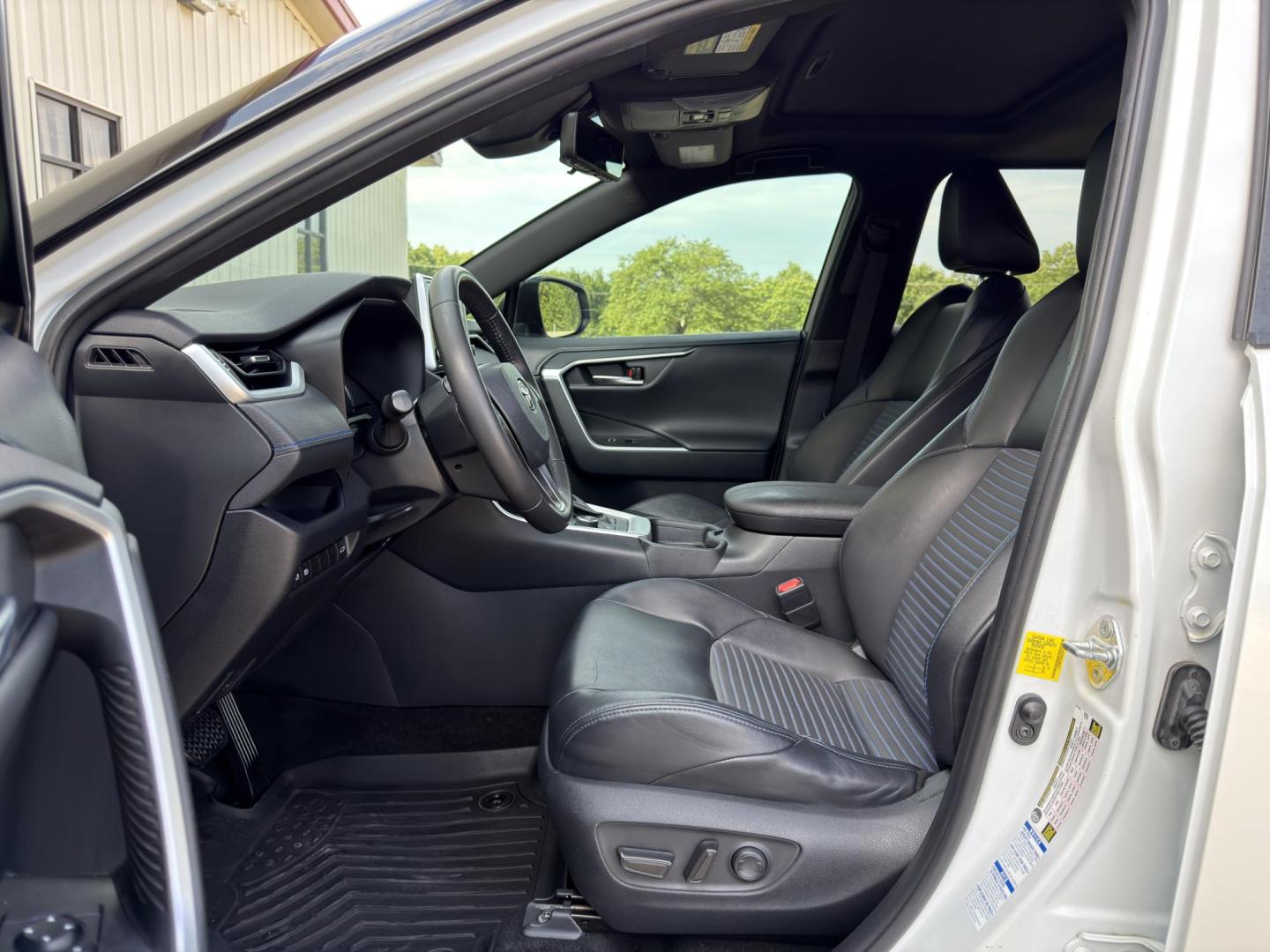 2019 WHITE /Black Toyota RAV4 Hybrid XSE (2T3EWRFV5KW) with an 2.5L 4 Cyl. HYBRID engine, CVT transmission, located at 2990 Old Orchard Rd., Jackson, MO, 63755, 37.354214, -89.612106 - 2019 Toyota RAV4 XSE Hybrid 74xxx miles All Wheel Drive 2.5L 4 Cyl. Hybrid Automatic Leather Backup Camera Power Driver Seat Backup Camera Sunroof Bluetooth Cruise Power Windows/Locks/Mirrors We have financing available and we accept trades! Fill out a credit application on our website - Photo#14