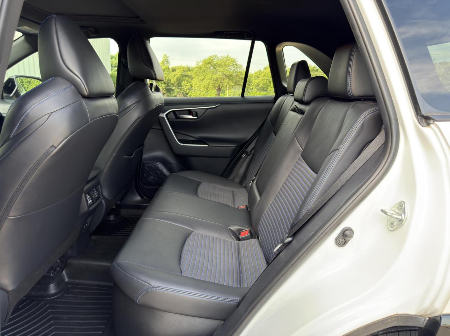 2019 WHITE /Black Toyota RAV4 Hybrid XSE (2T3EWRFV5KW) with an 2.5L 4 Cyl. HYBRID engine, CVT transmission, located at 2990 Old Orchard Rd., Jackson, MO, 63755, 37.354214, -89.612106 - 2019 Toyota RAV4 XSE Hybrid 74xxx miles All Wheel Drive 2.5L 4 Cyl. Hybrid Automatic Leather Backup Camera Power Driver Seat Backup Camera Sunroof Bluetooth Cruise Power Windows/Locks/Mirrors We have financing available and we accept trades! Fill out a credit application on our website - Photo#17