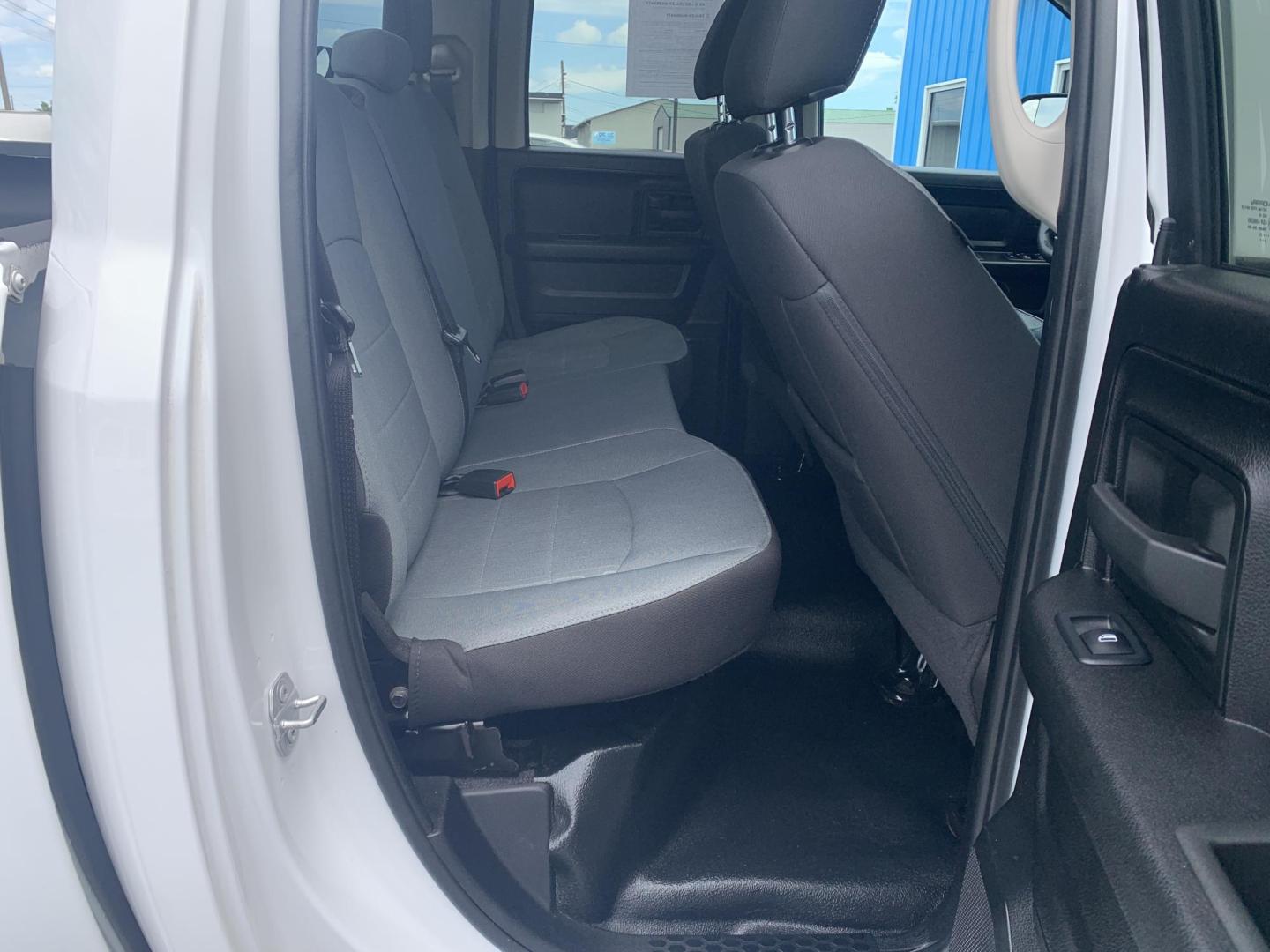 2022 WHITE /GRAY RAM 1500 Classic Tradesman Quad Cab 2WD (1C6RR6FT8NS) with an 5.7L V8 OHV 16V engine, Automatic transmission, located at 506 S. Kingshighway, Cape Girardeau, MO, 63703, (573) 235-5000, 37.294991, -89.553635 - 2022 RAM 1500 Classic Tradesman Quad Cab 2WD 102,xxx miles One Owner 5.7L Hemi 2 Wheel Drive Backup Camera Bluetooth Power windows/locks/mirrors We have financing available and we accept trades! Fill out a credit application on our website or come by today! If you have any questions, give u - Photo#13