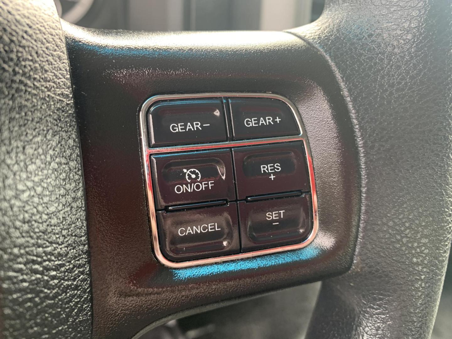 2022 WHITE /GRAY RAM 1500 Classic Tradesman Quad Cab 2WD (1C6RR6FT8NS) with an 5.7L V8 OHV 16V engine, Automatic transmission, located at 506 S. Kingshighway, Cape Girardeau, MO, 63703, (573) 235-5000, 37.294991, -89.553635 - 2022 RAM 1500 Classic Tradesman Quad Cab 2WD 102,xxx miles One Owner 5.7L Hemi 2 Wheel Drive Backup Camera Bluetooth Power windows/locks/mirrors We have financing available and we accept trades! Fill out a credit application on our website or come by today! If you have any questions, give u - Photo#21