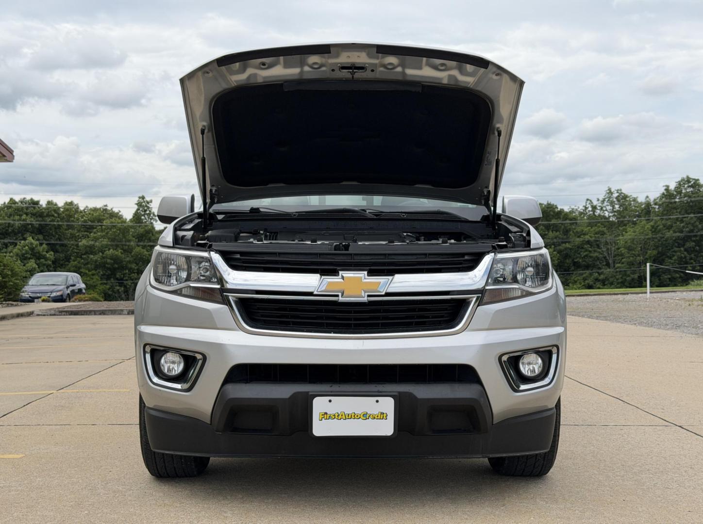 2020 SILVER /Black Chevrolet Colorado LT Crew Cab 2WD (1GCGSCEN6L1) with an 3.6L V6 engine, Automatic transmission, located at 2990 Old Orchard Rd., Jackson, MO, 63755, 37.354214, -89.612106 - 2020 Chevrolet Colorado LT 122xxx miles Rear Wheel Drive 3.6L V6 Automatic Backup Camera Power Driver Seat Bluetooth Remote Start Cruise Power Windows/Locks/Mirrors We have financing available and we accept trades! Fill out a credit application on our website or come by today! If you hav - Photo#34