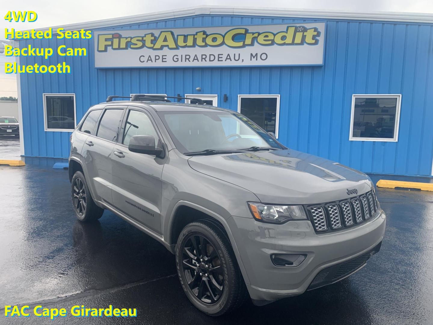 2021 GRAY /BLACK Jeep Grand Cherokee Laredo E 4WD (1C4RJFAG2MC) with an 3.6L V6 DOHC 24V engine, Automatic transmission, located at 506 S. Kingshighway, Cape Girardeau, MO, 63703, (573) 235-5000, 37.294991, -89.553635 - 2021 Jeep Grand Cherokee Laredo E 4WD Only 52,xxx miles Heated Seats Heated Steering Wheel Steering Wheel Controls 4 wheel drive Backup Cam Bluetooth Cruise Power Windows/Locks/Mirrors We have financing available and we accept trades! Fill out a credit application on our website or come by - Photo#0