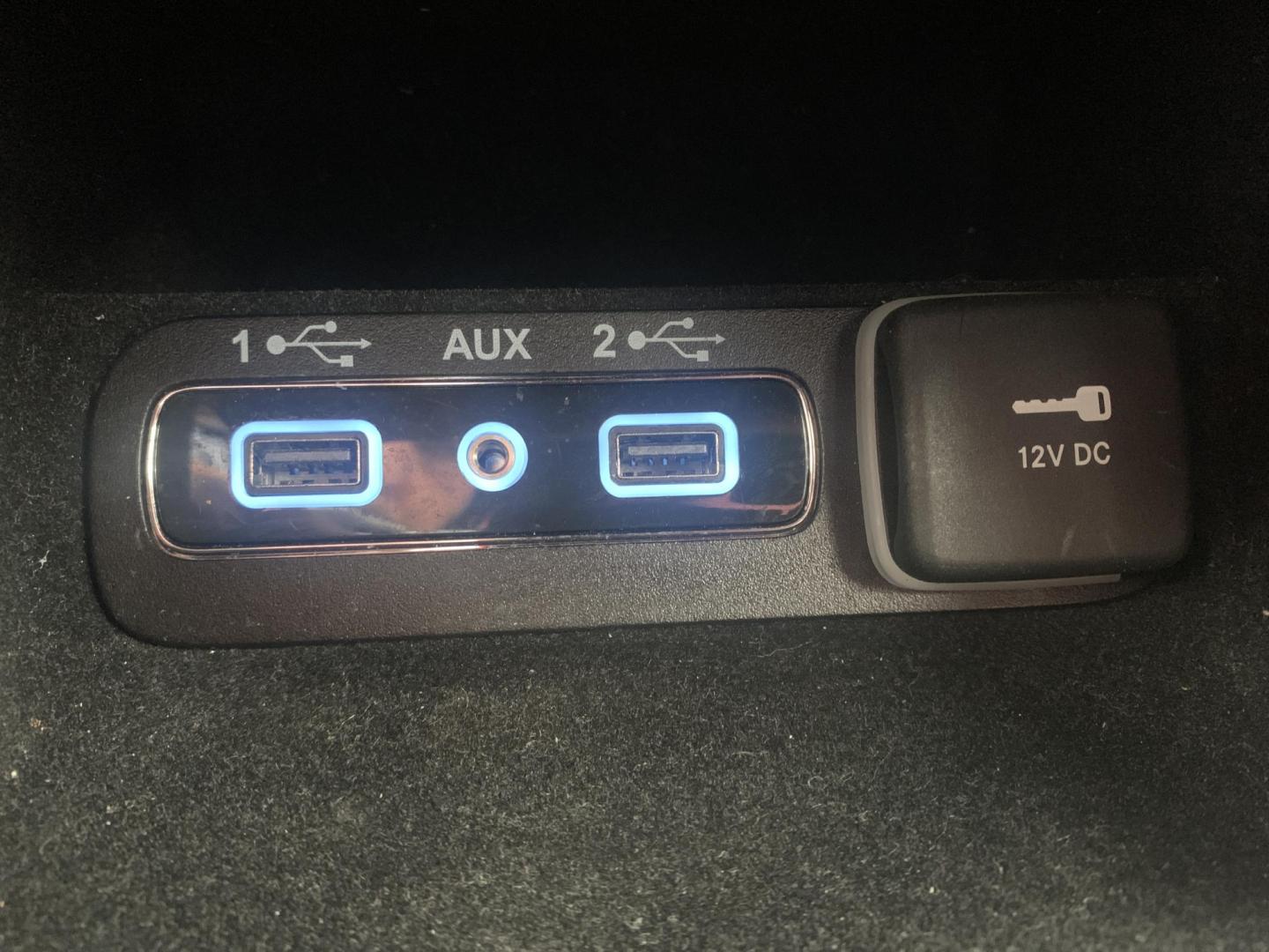 2021 GRAY /BLACK Jeep Grand Cherokee Laredo E 4WD (1C4RJFAG2MC) with an 3.6L V6 DOHC 24V engine, Automatic transmission, located at 506 S. Kingshighway, Cape Girardeau, MO, 63703, (573) 235-5000, 37.294991, -89.553635 - 2021 Jeep Grand Cherokee Laredo E 4WD Only 52,xxx miles Heated Seats Heated Steering Wheel Steering Wheel Controls 4 wheel drive Backup Cam Bluetooth Cruise Power Windows/Locks/Mirrors We have financing available and we accept trades! Fill out a credit application on our website or come by - Photo#31