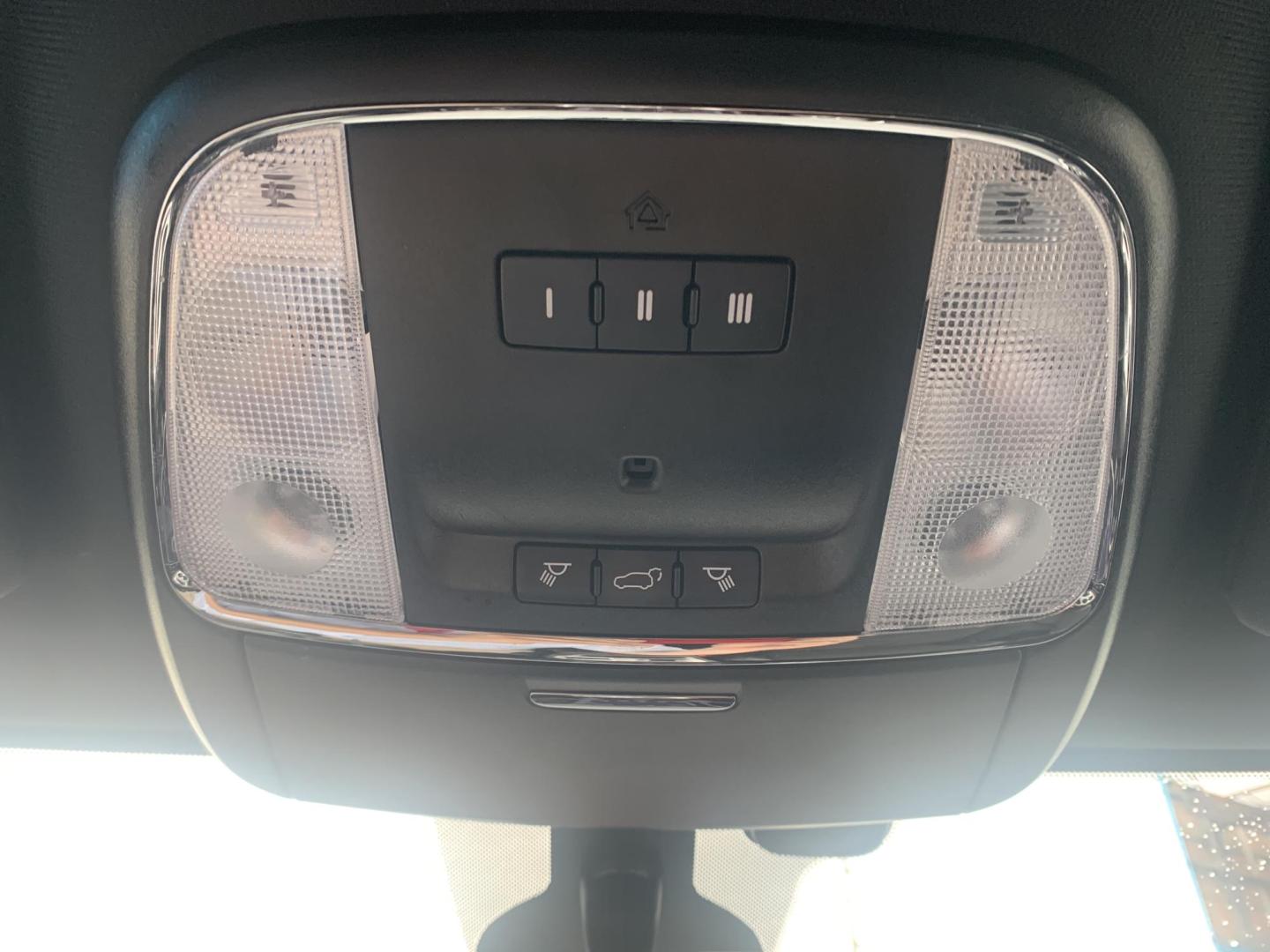 2021 GRAY /BLACK Jeep Grand Cherokee Laredo E 4WD (1C4RJFAG2MC) with an 3.6L V6 DOHC 24V engine, Automatic transmission, located at 506 S. Kingshighway, Cape Girardeau, MO, 63703, (573) 235-5000, 37.294991, -89.553635 - 2021 Jeep Grand Cherokee Laredo E 4WD Only 52,xxx miles Heated Seats Heated Steering Wheel Steering Wheel Controls 4 wheel drive Backup Cam Bluetooth Cruise Power Windows/Locks/Mirrors We have financing available and we accept trades! Fill out a credit application on our website or come by - Photo#33