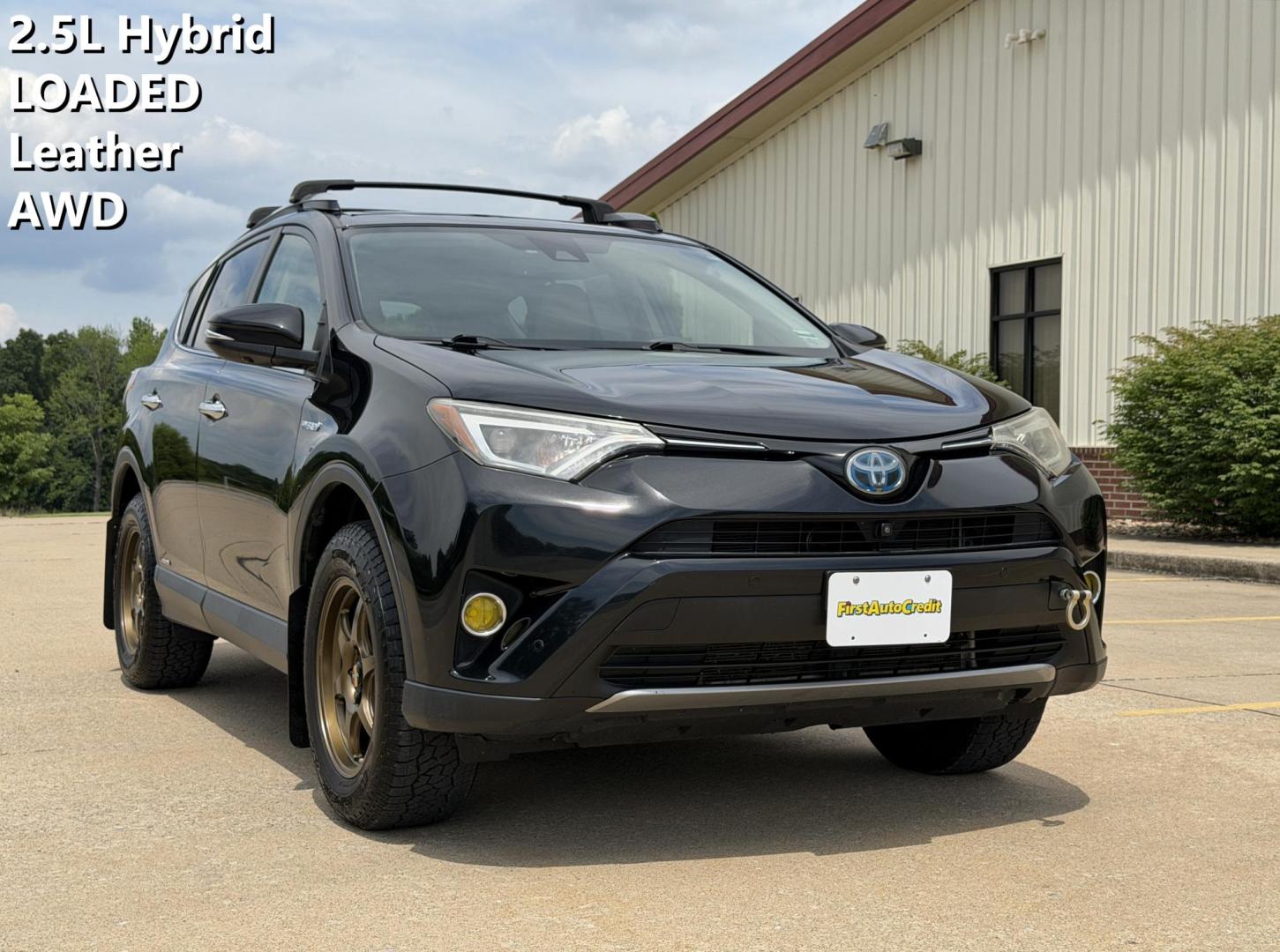 2017 Toyota RAV4 Hybrid Limited AWD's photo